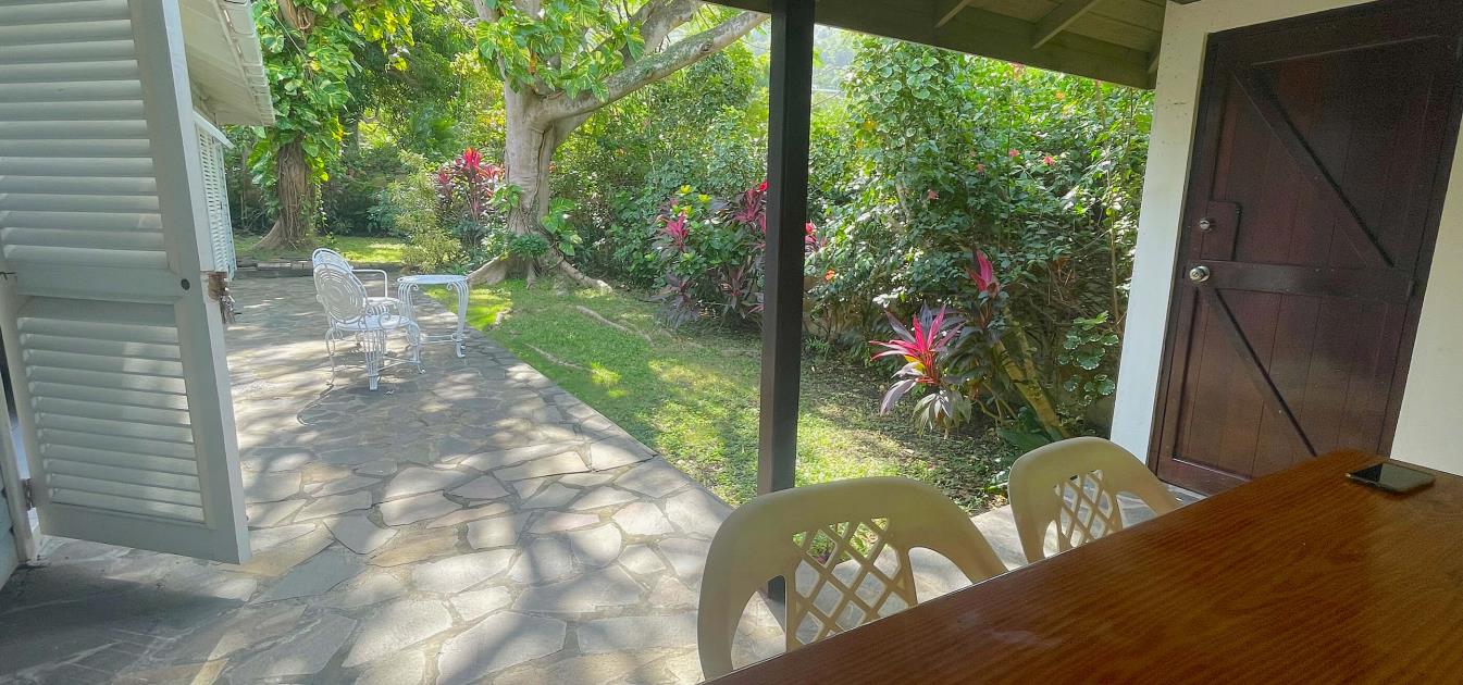 vacation-rentals/st-vincent-and-the-grenadines/bequia/belmont/stone-cottage