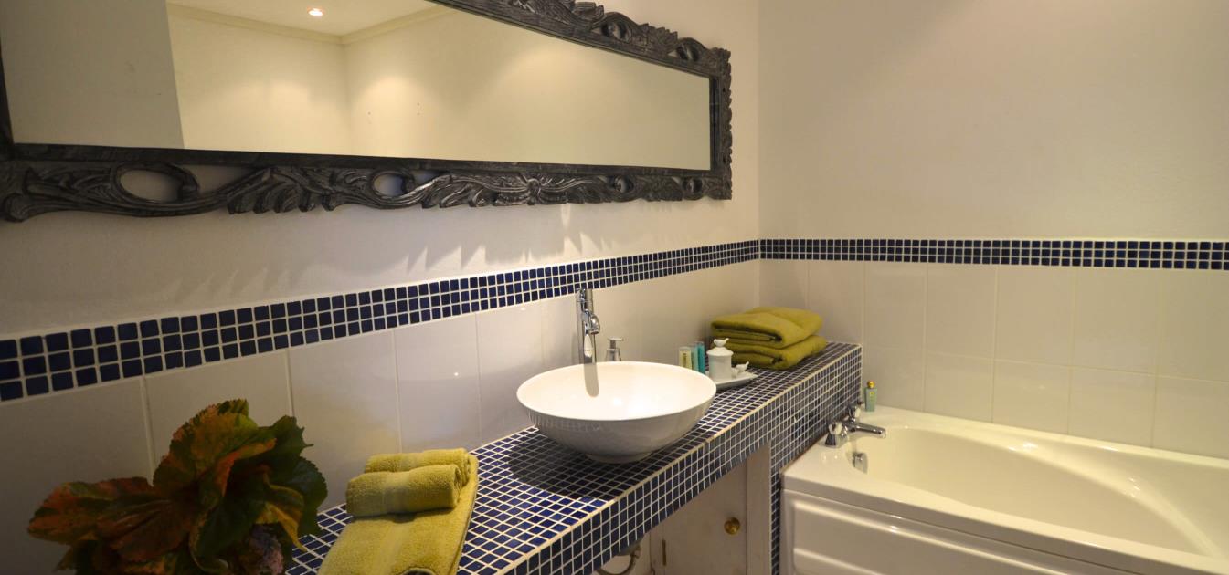 vacation-rentals/st-vincent-and-the-grenadines/bequia/belmont/stone-cottage