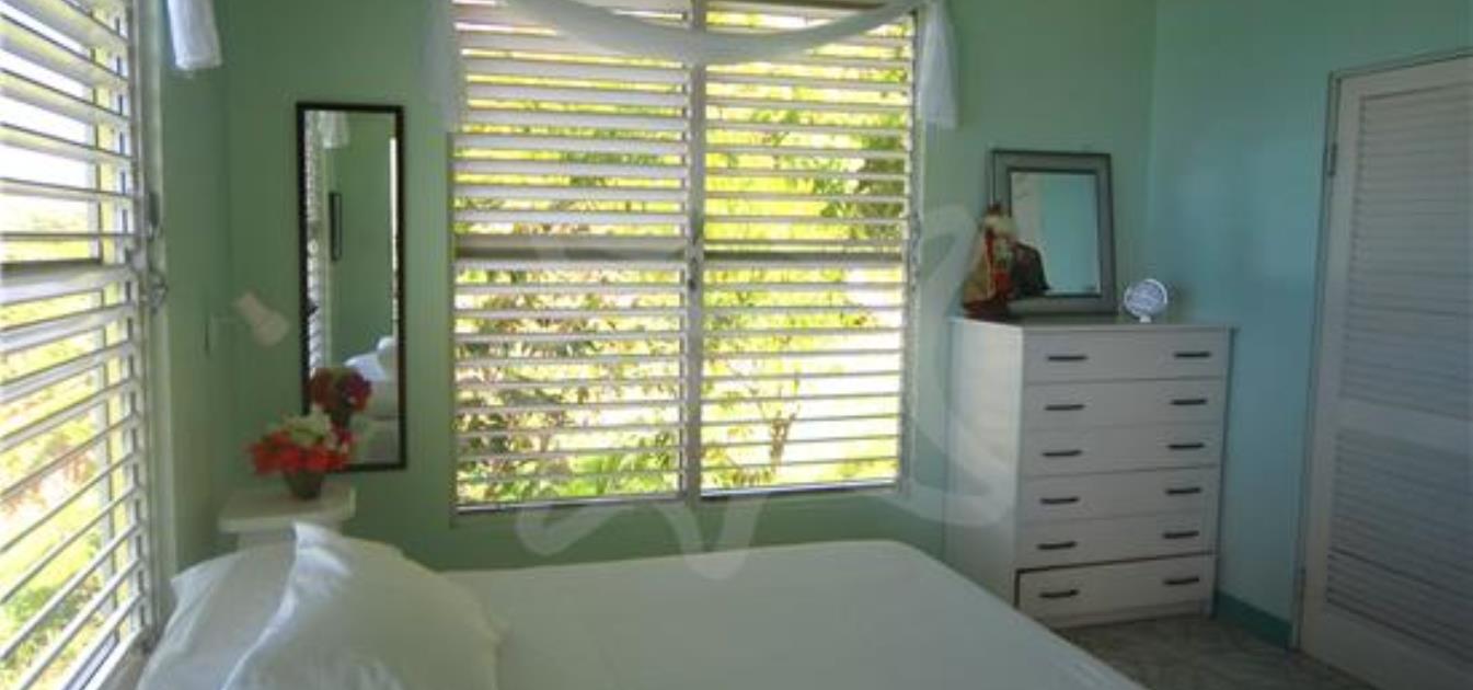 vacation-rentals/st-vincent-and-the-grenadines/bequia/lower-bay/erminas-whole-house