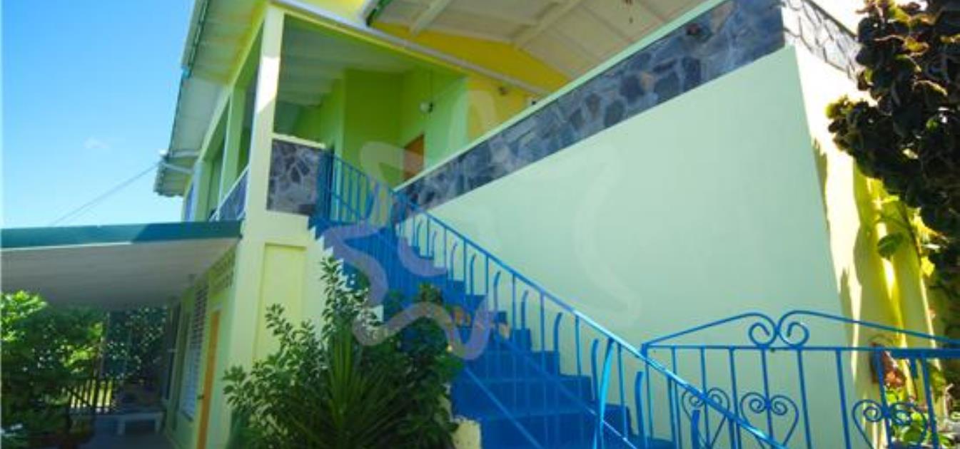 vacation-rentals/st-vincent-and-the-grenadines/bequia/lower-bay/erminas-whole-house