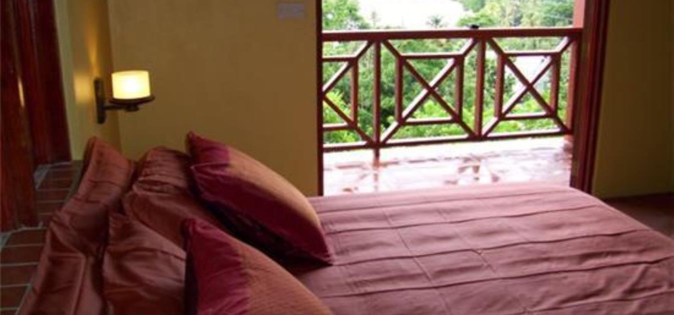 vacation-rentals/st-vincent-and-the-grenadines/bequia/lower-bay/sweet-retreat-hotel-green-room