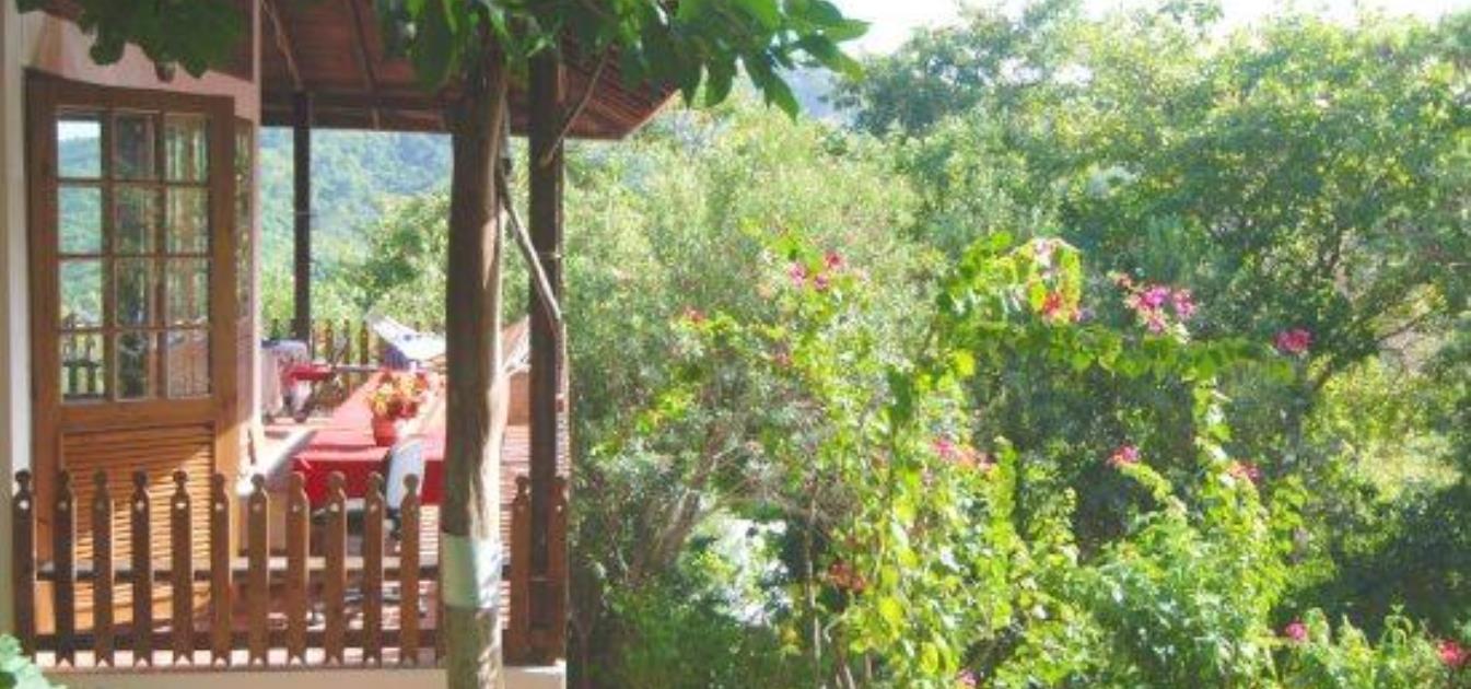 Bequia House Peapatch