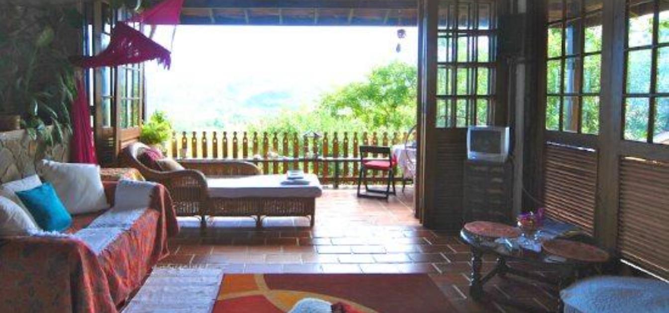 Bequia House Peapatch