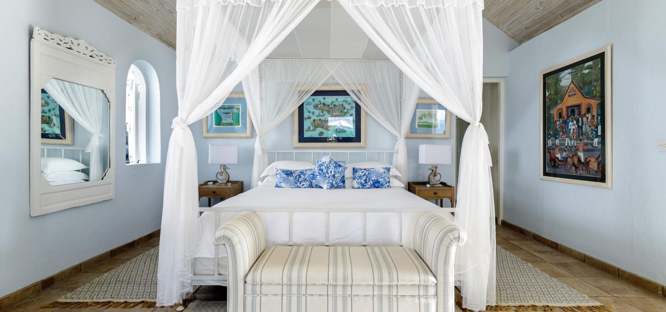 vacation-rentals/st-vincent-and-the-grenadines/mustique/central-hillside/azure