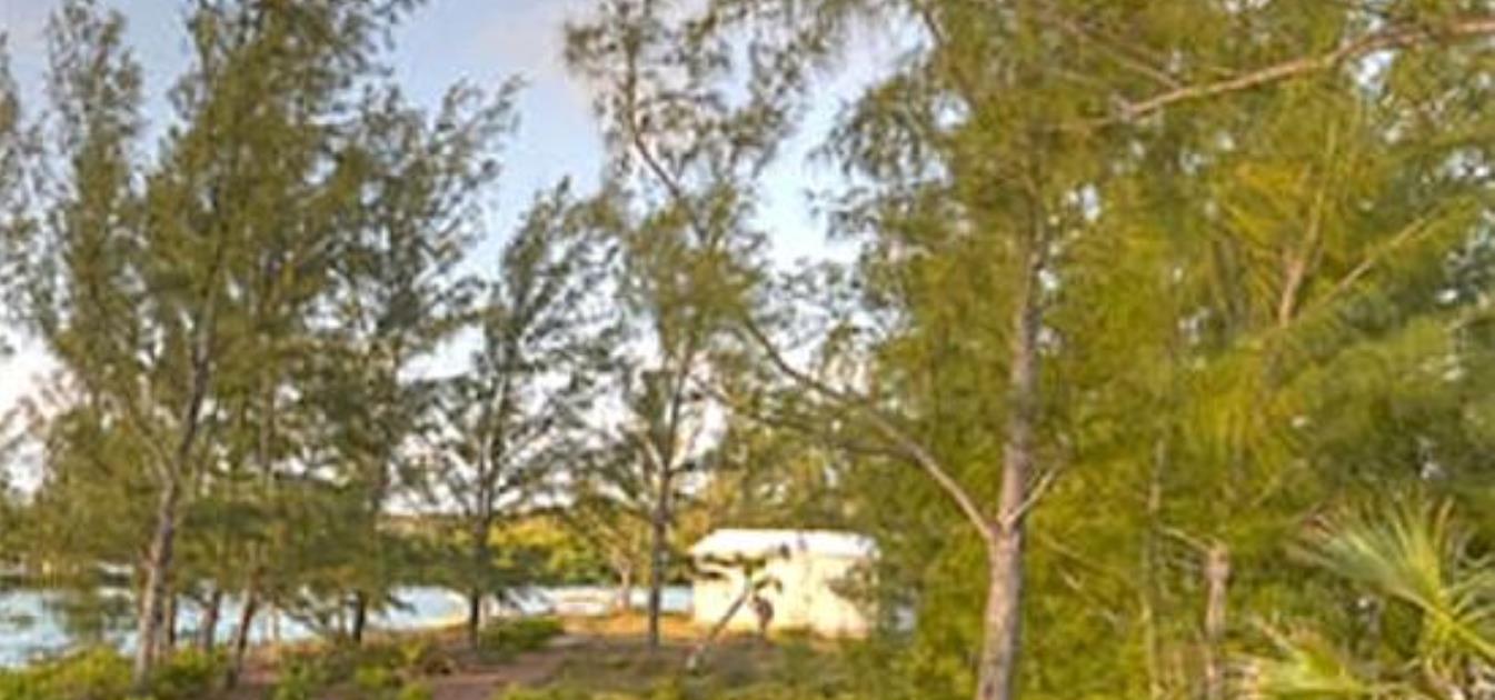 Private Island Reklusia Cay