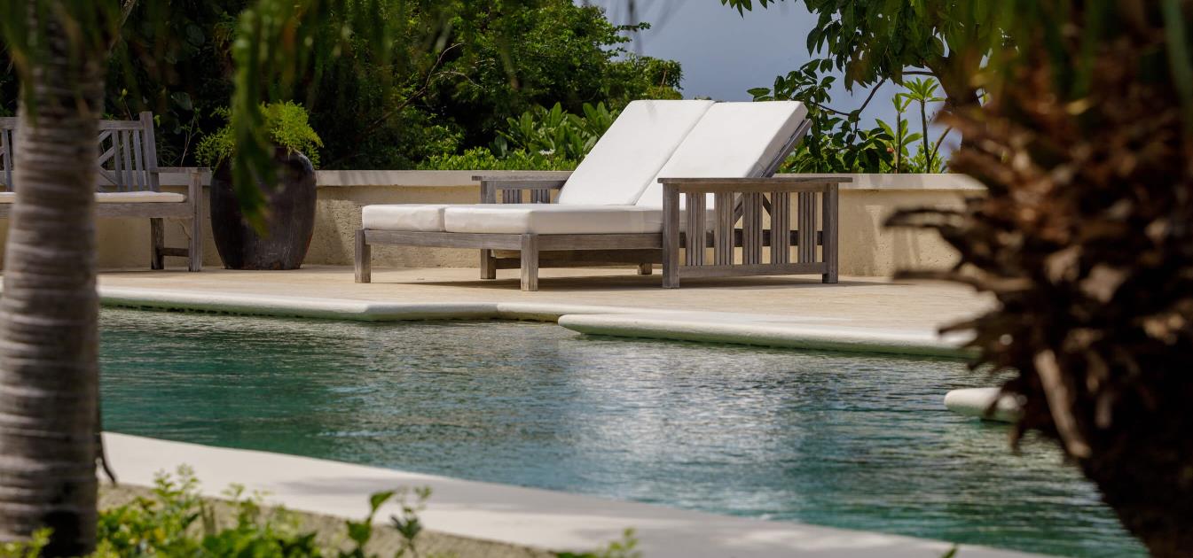 vacation-rentals/st-vincent-and-the-grenadines/mustique/macaroni-bay/aurora
