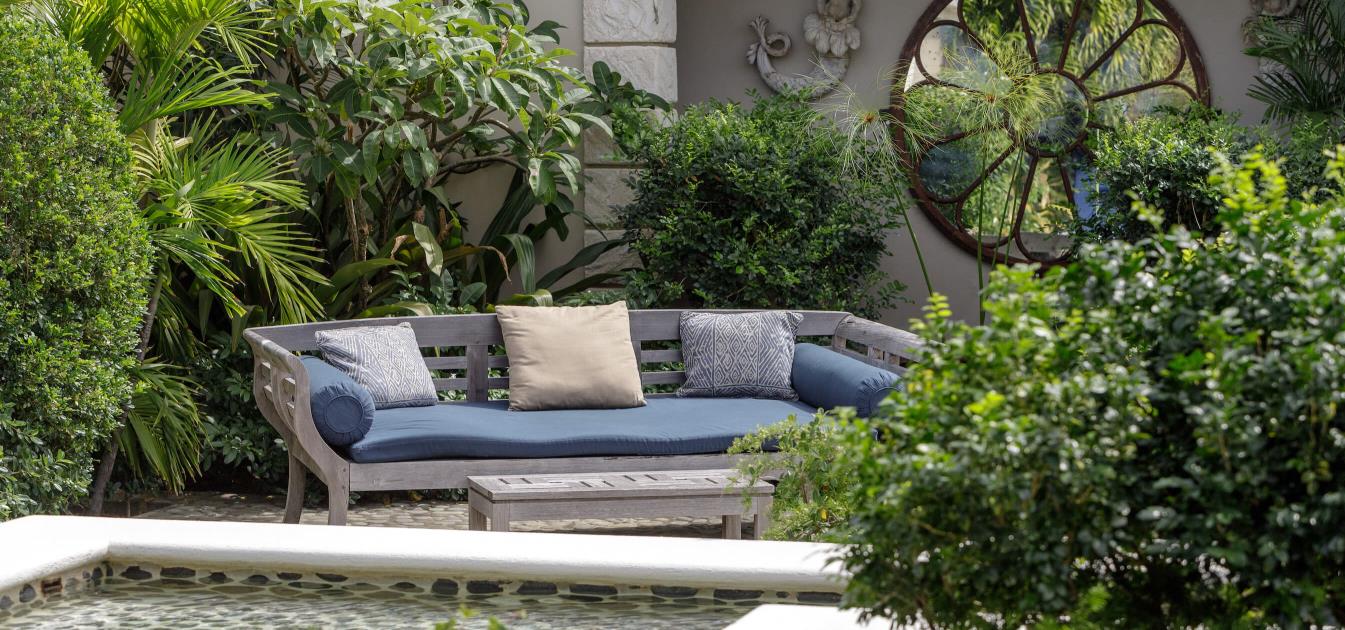 vacation-rentals/st-vincent-and-the-grenadines/mustique/macaroni-bay/aurora