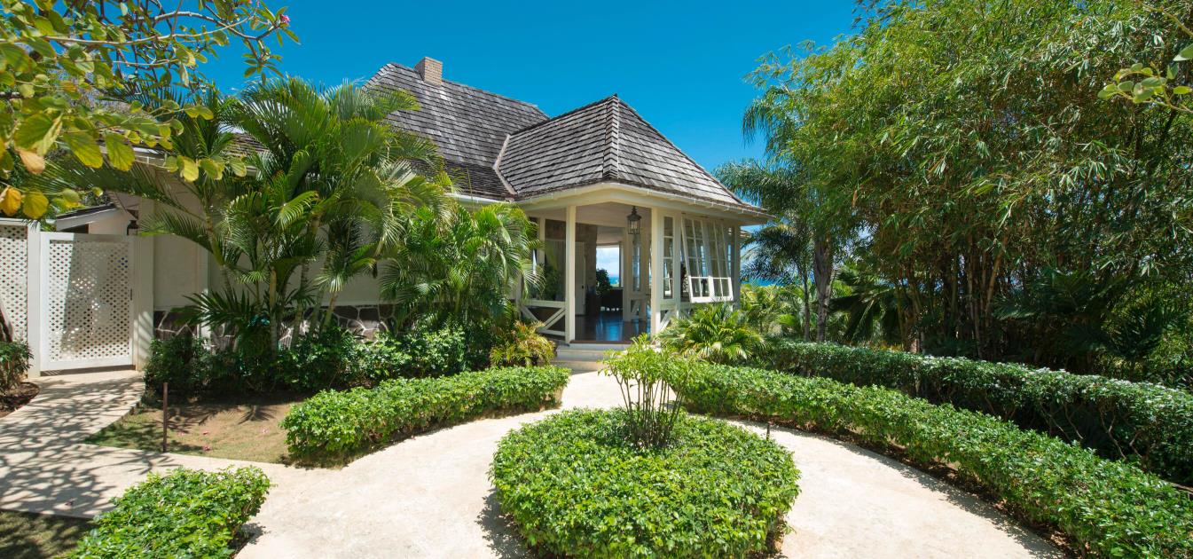 vacation-rentals/st-vincent-and-the-grenadines/mustique/macaroni-bay/fisher-house