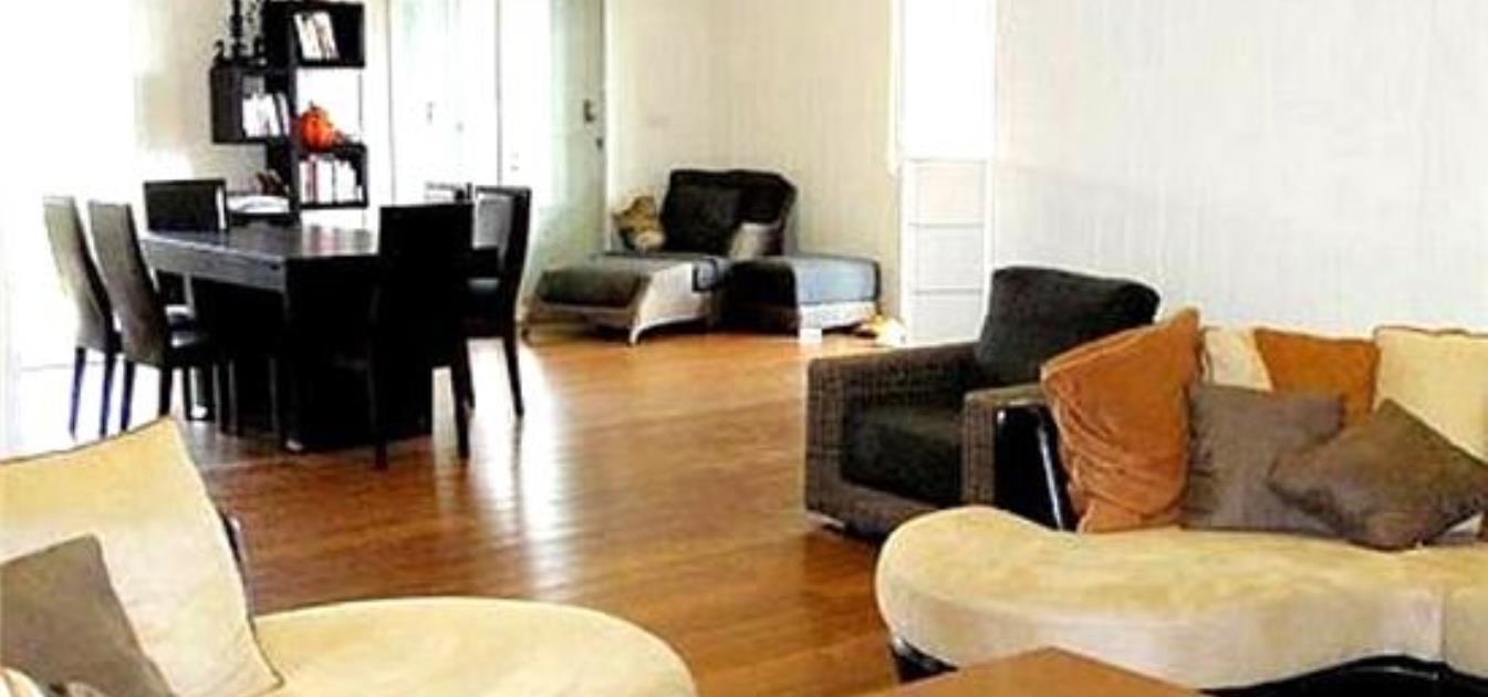 Canelles House