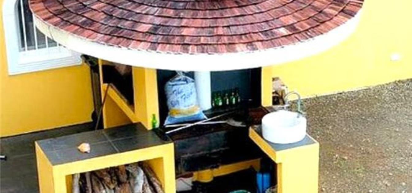 Canelles House