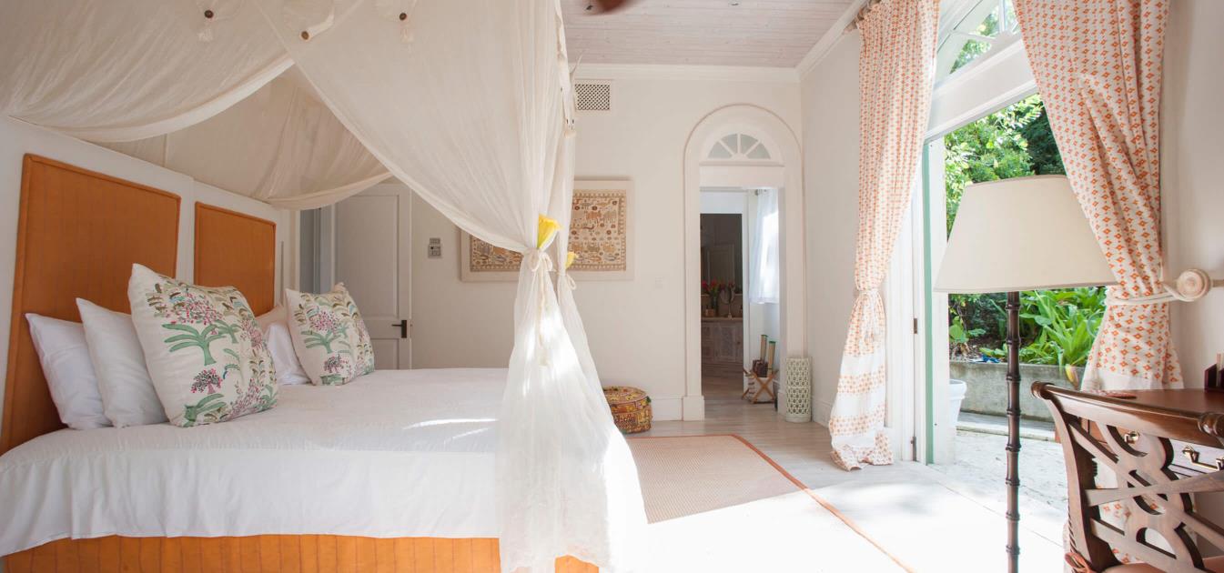 vacation-rentals/st-vincent-and-the-grenadines/mustique/macaroni-bay/coccoloba