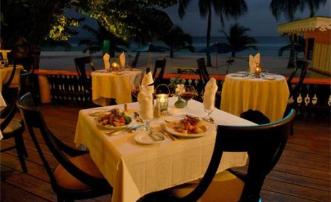 Coconut Court Hotel