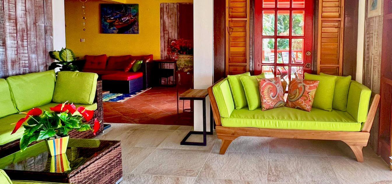 vacation-rentals/st-vincent-and-the-grenadines/bequia/princess-margaret/princess-margaret-beachfront-flamingo