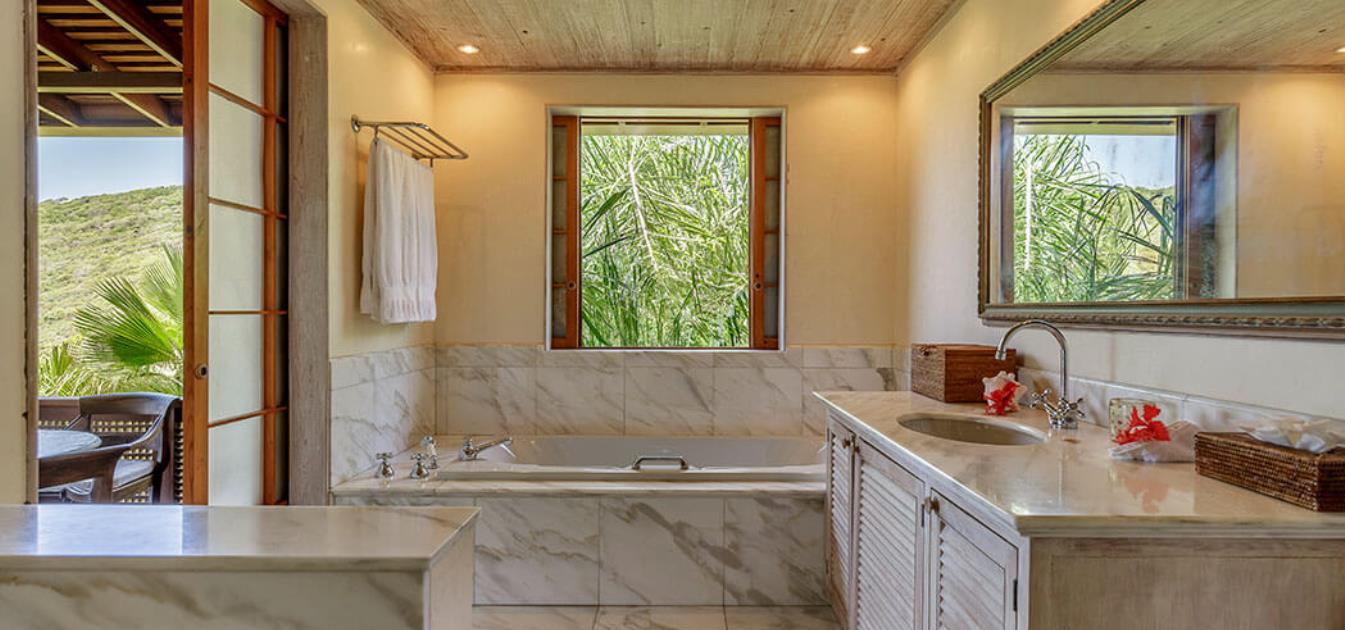 vacation-rentals/st-vincent-and-the-grenadines/mustique/macaroni-bay/serenissima-mustique