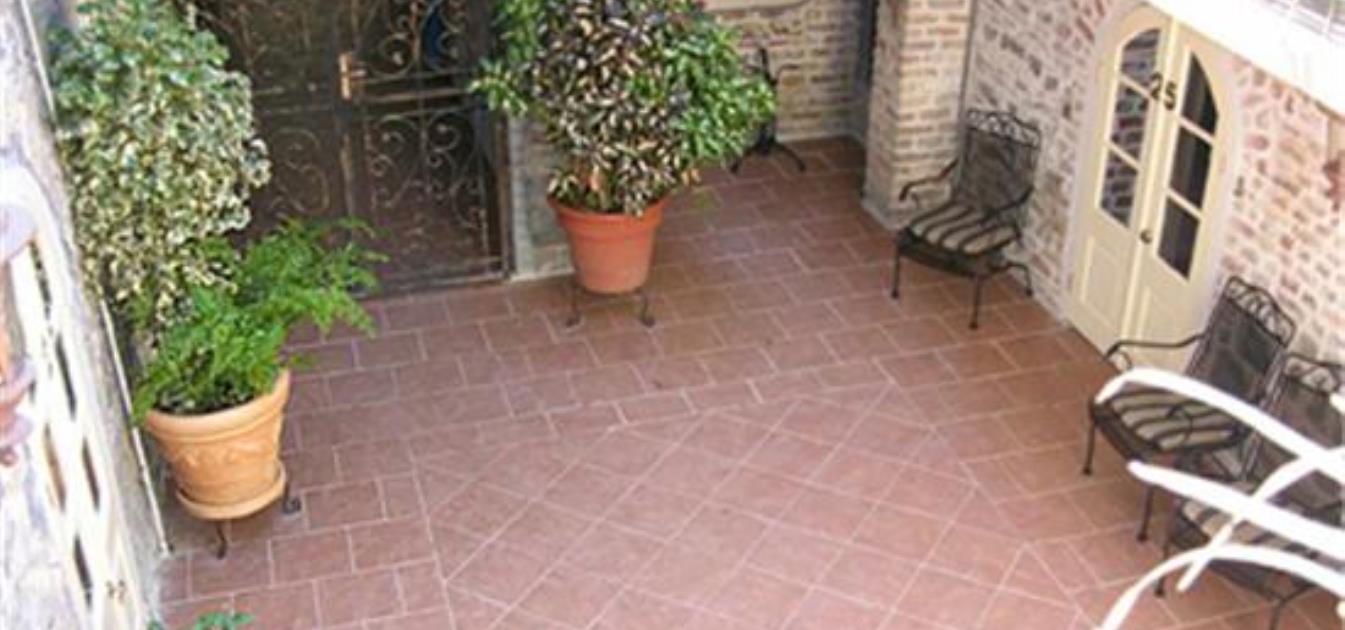 vacation-rentals/st-vincent-and-the-grenadines/st-vincent/kingstown/cobblestone-inn