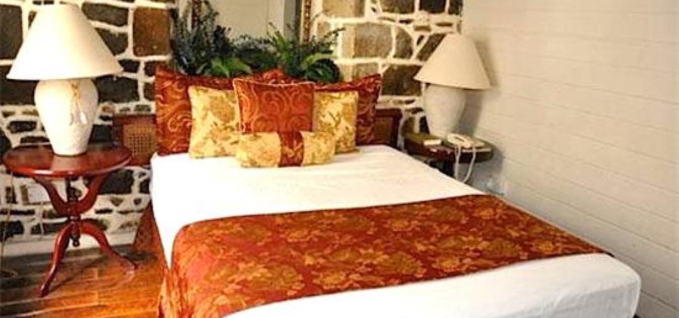 vacation-rentals/st-vincent-and-the-grenadines/st-vincent/kingstown/cobblestone-inn