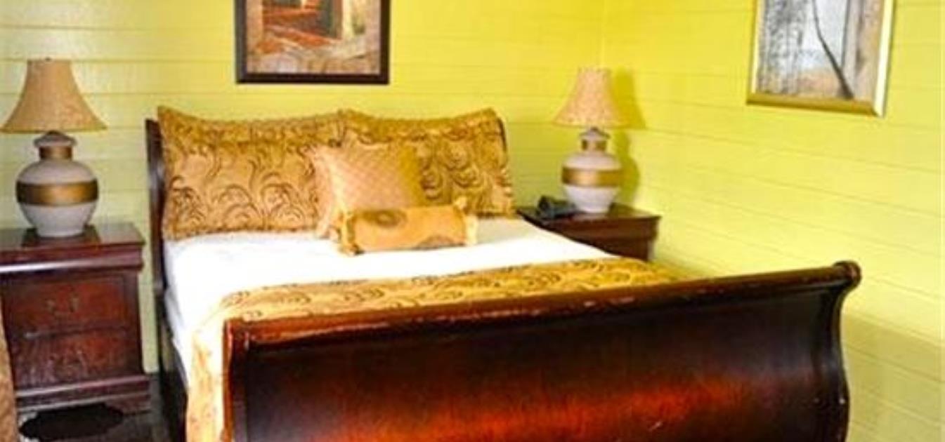 vacation-rentals/st-vincent-and-the-grenadines/st-vincent/kingstown/cobblestone-inn