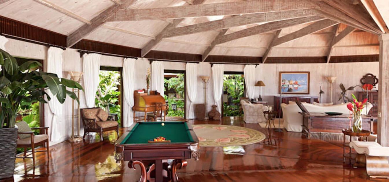vacation-rentals/st-vincent-and-the-grenadines/mustique/central-hillside/blackstone-mustique