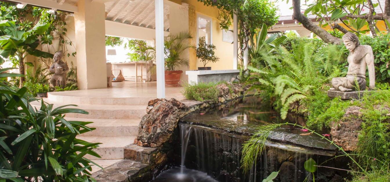 vacation-rentals/st-vincent-and-the-grenadines/mustique/mustique/cactus-hill-mustique