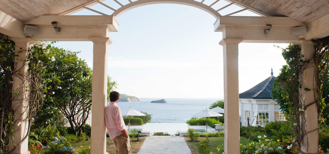 vacation-rentals/st-vincent-and-the-grenadines/mustique/lagoon-bay/les-jolies-eaux