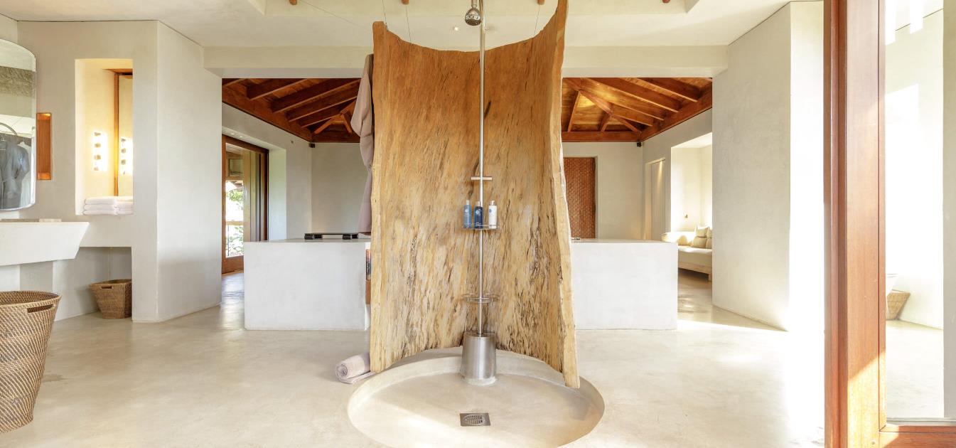 vacation-rentals/st-vincent-and-the-grenadines/mustique/britannia-bay/opium