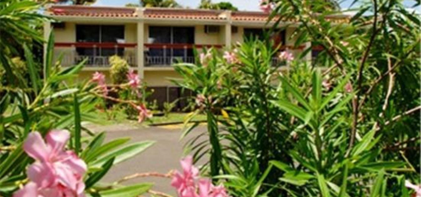 vacation-rentals/st-vincent-and-the-grenadines/st-vincent/india-and-villa-bay/sunset-shores-beach-hotel