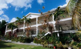 Beachcombers Hotel