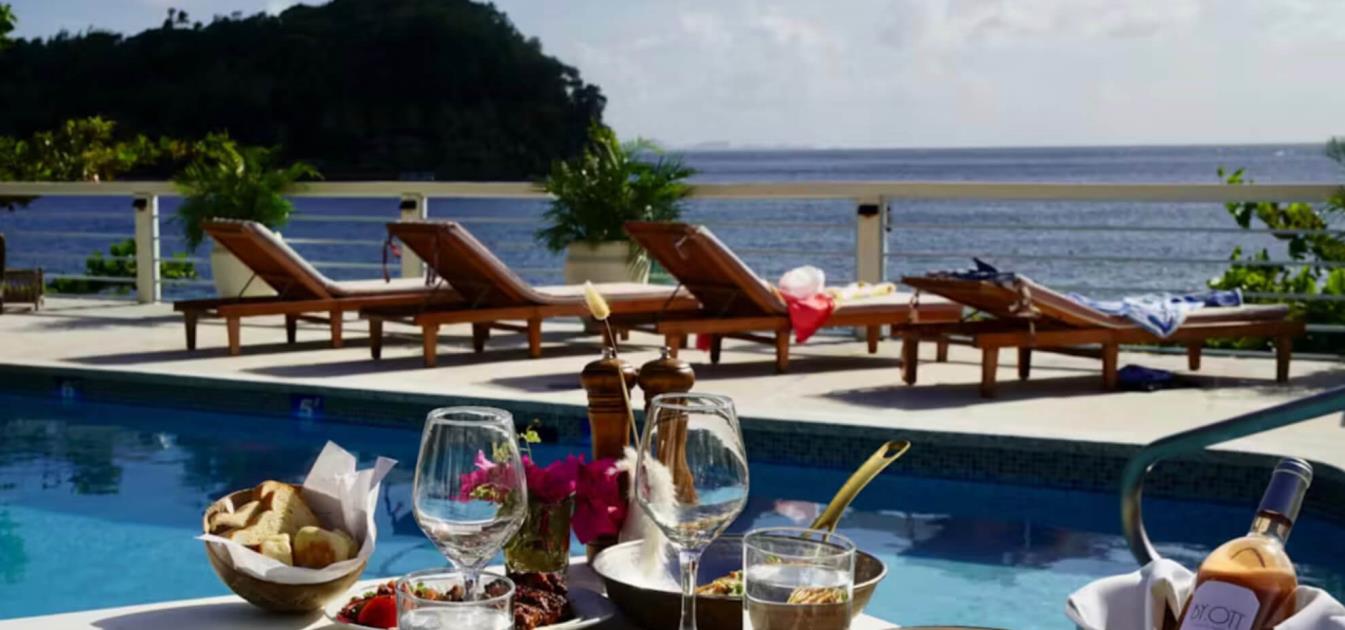 vacation-rentals/st-vincent-and-the-grenadines/st-vincent/india-and-villa-bay/beachcombers-hotel