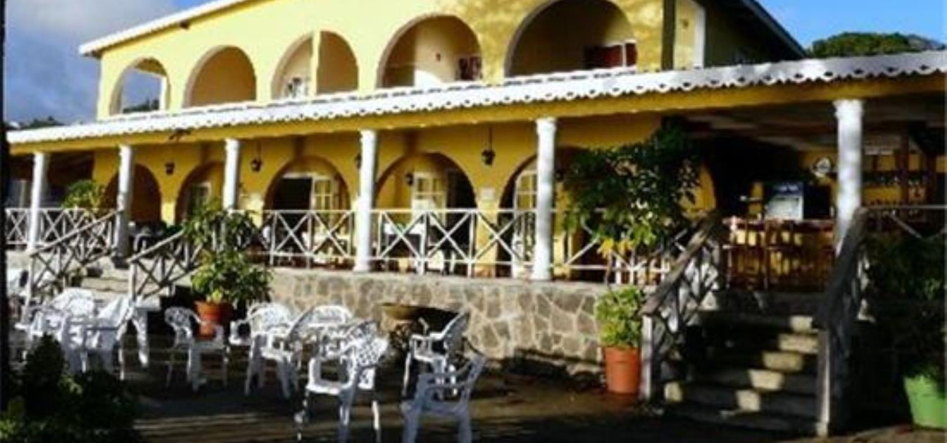 vacation-rentals/st-vincent-and-the-grenadines/st-vincent/india-and-villa-bay/paradise-beach-hotel