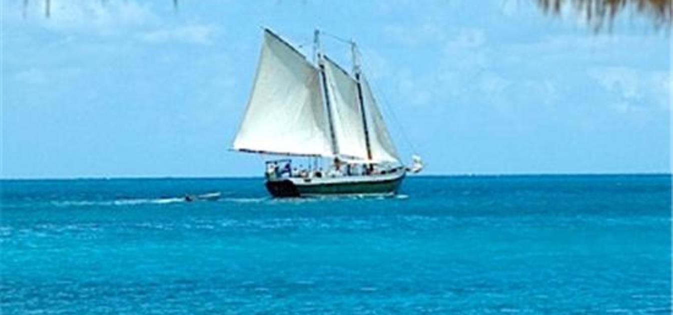 vacation-rentals/st-vincent-and-the-grenadines/union-island/clifton/kings-landing-hotel