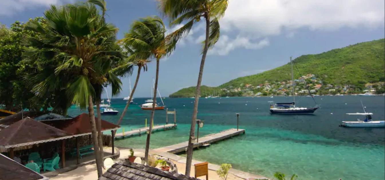 vacation-rentals/st-vincent-and-the-grenadines/bequia/belmont/frangipani-hotel-original-rooms