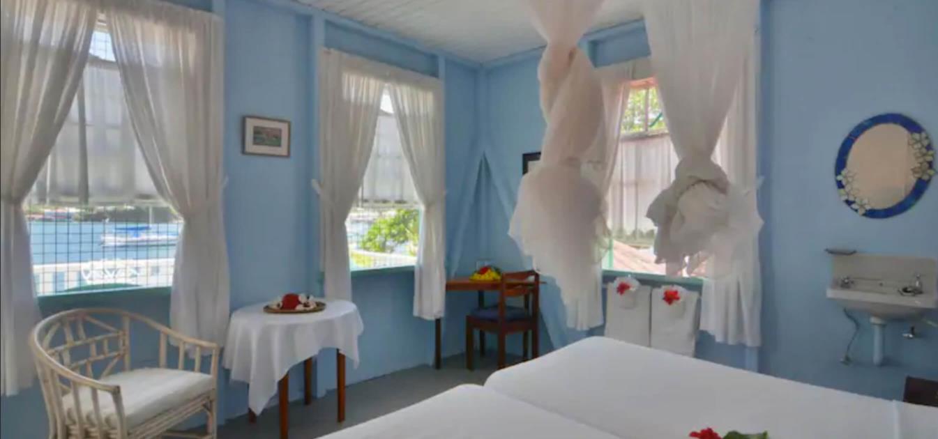 vacation-rentals/st-vincent-and-the-grenadines/bequia/belmont/frangipani-hotel-original-rooms