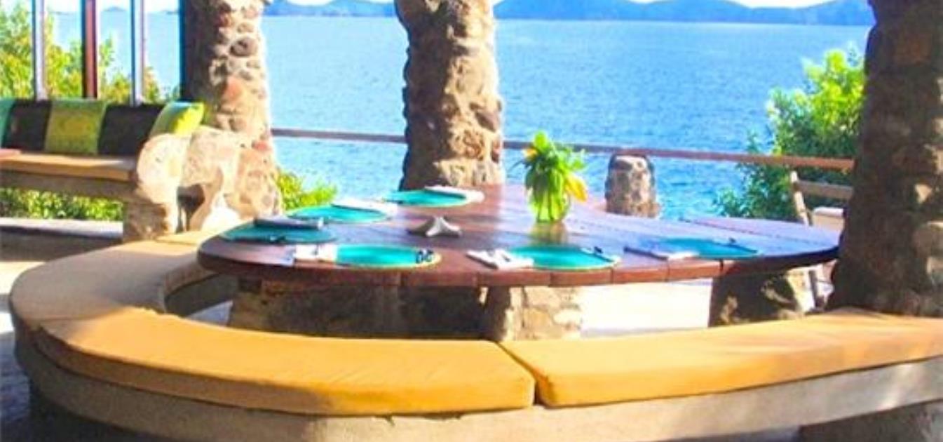 Moonhole Beachfront House