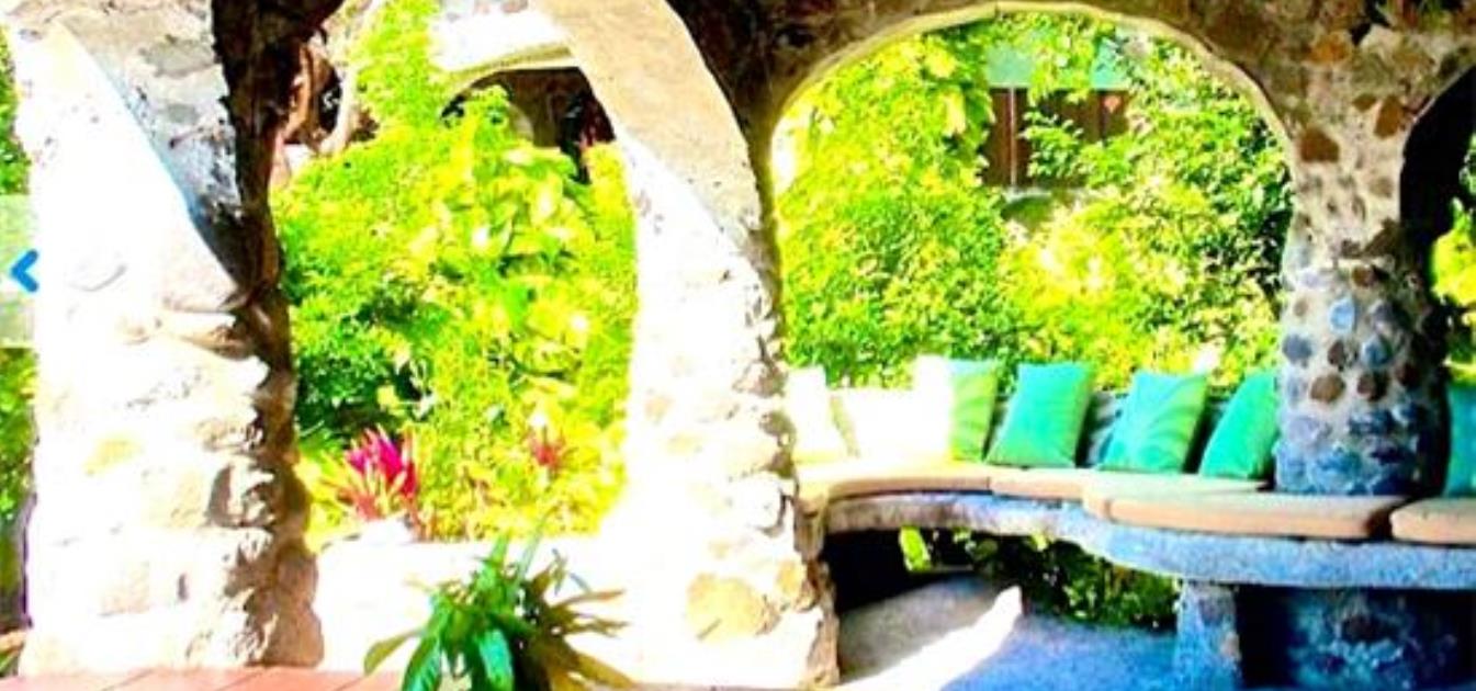 Moonhole Beachfront House