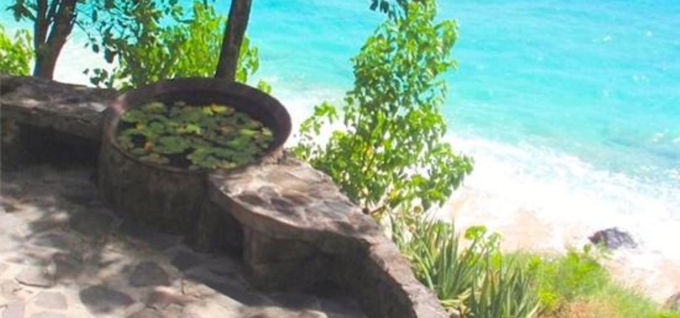 Moonhole Beachfront House