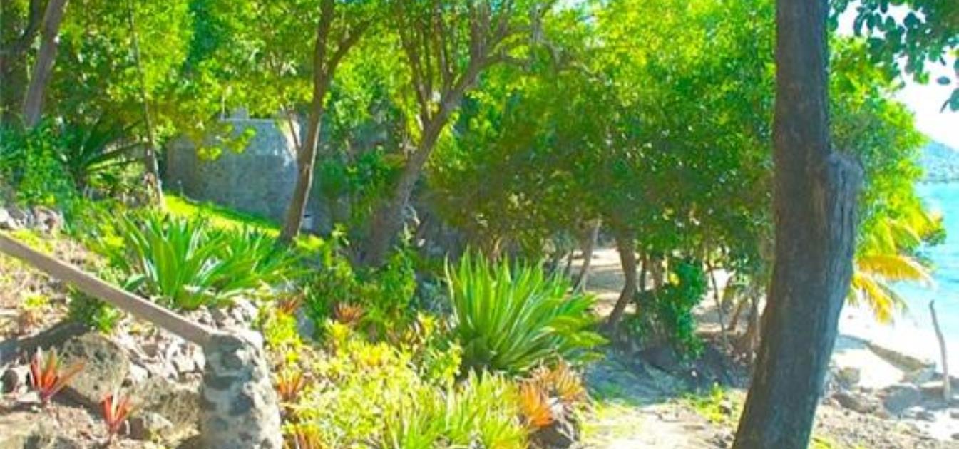 Moonhole Beachfront House