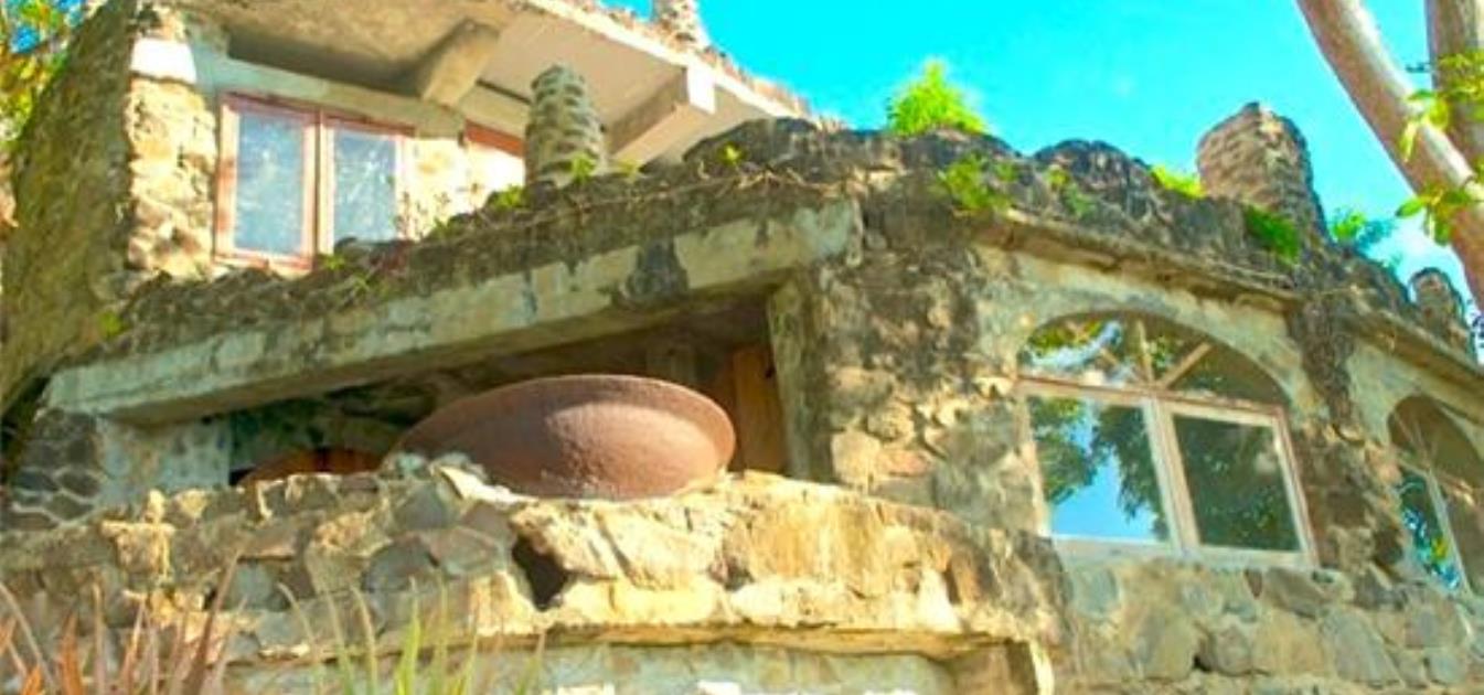 Moonhole Beachfront House