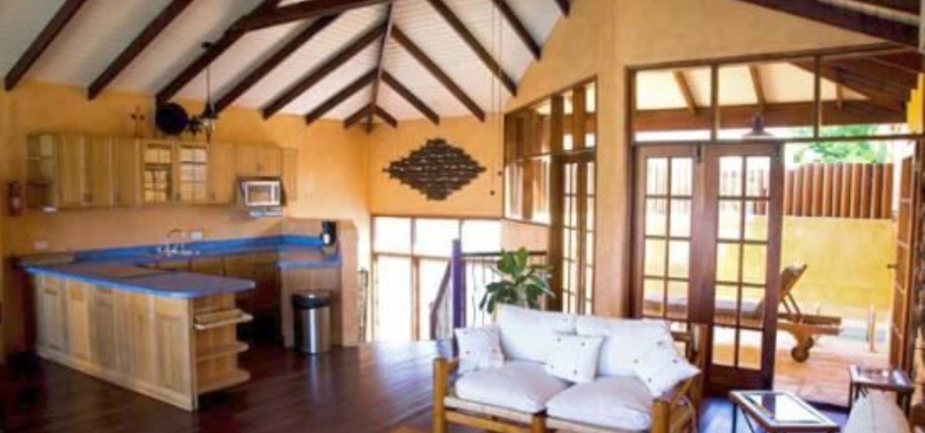 vacation-rentals/grenada/grenada-island/true-blue/blue-bay-villa