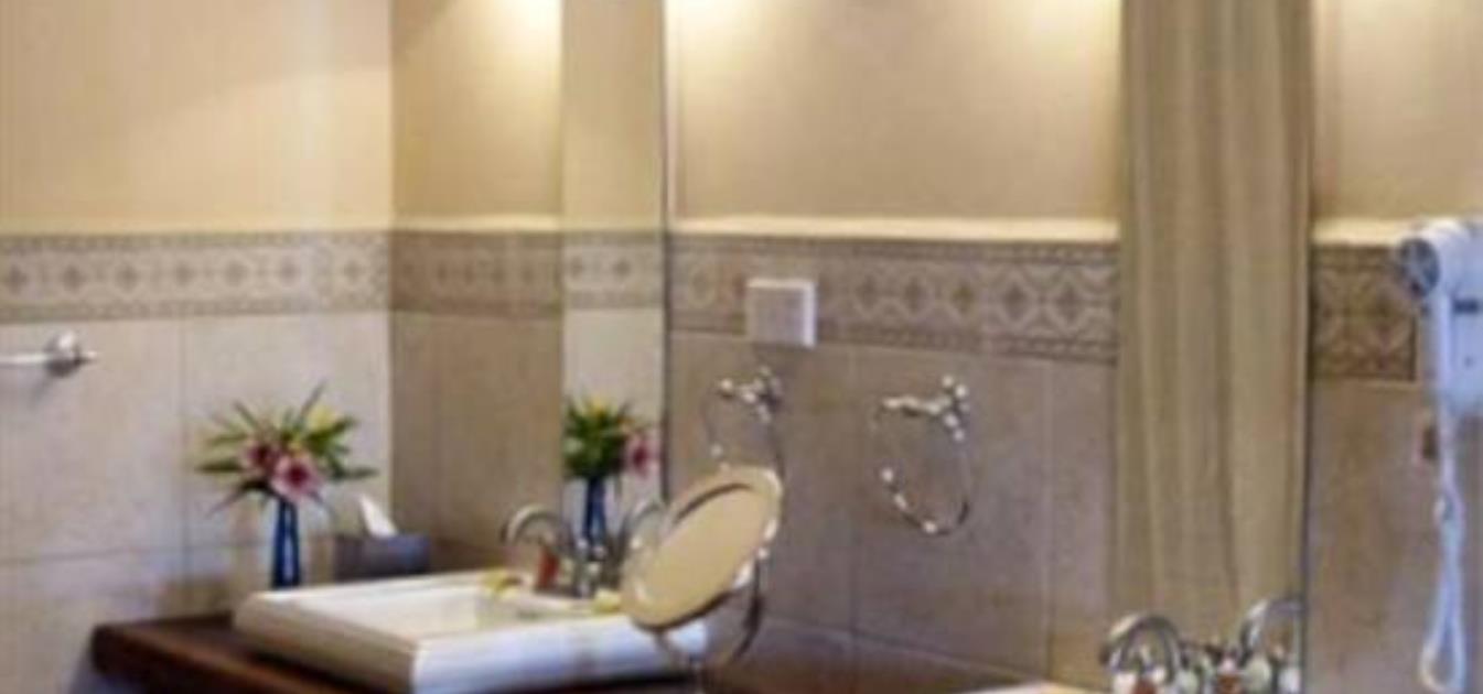 vacation-rentals/grenada/grenada-island/true-blue/blue-bay-villa