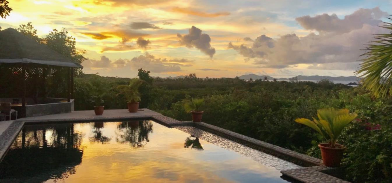 vacation-rentals/st-vincent-and-the-grenadines/mustique/central-hillside/buttercup-house