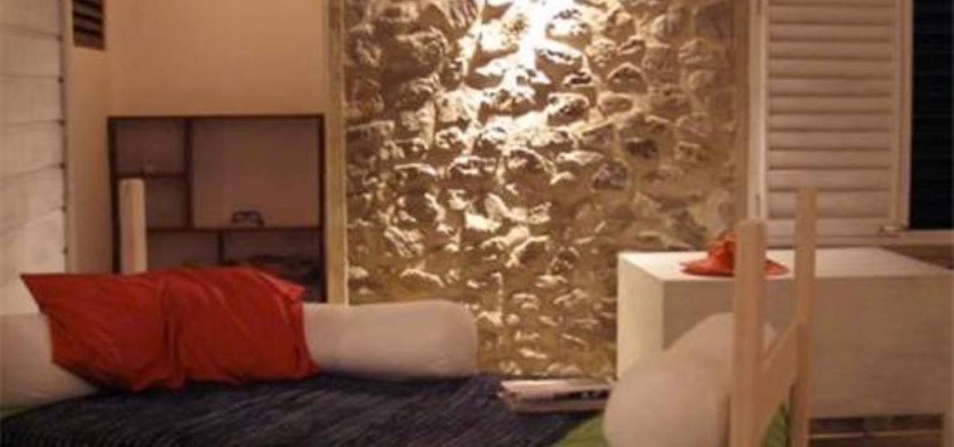 vacation-rentals/st-vincent-and-the-grenadines/union-island/clifton/caribbean-stone-cottage