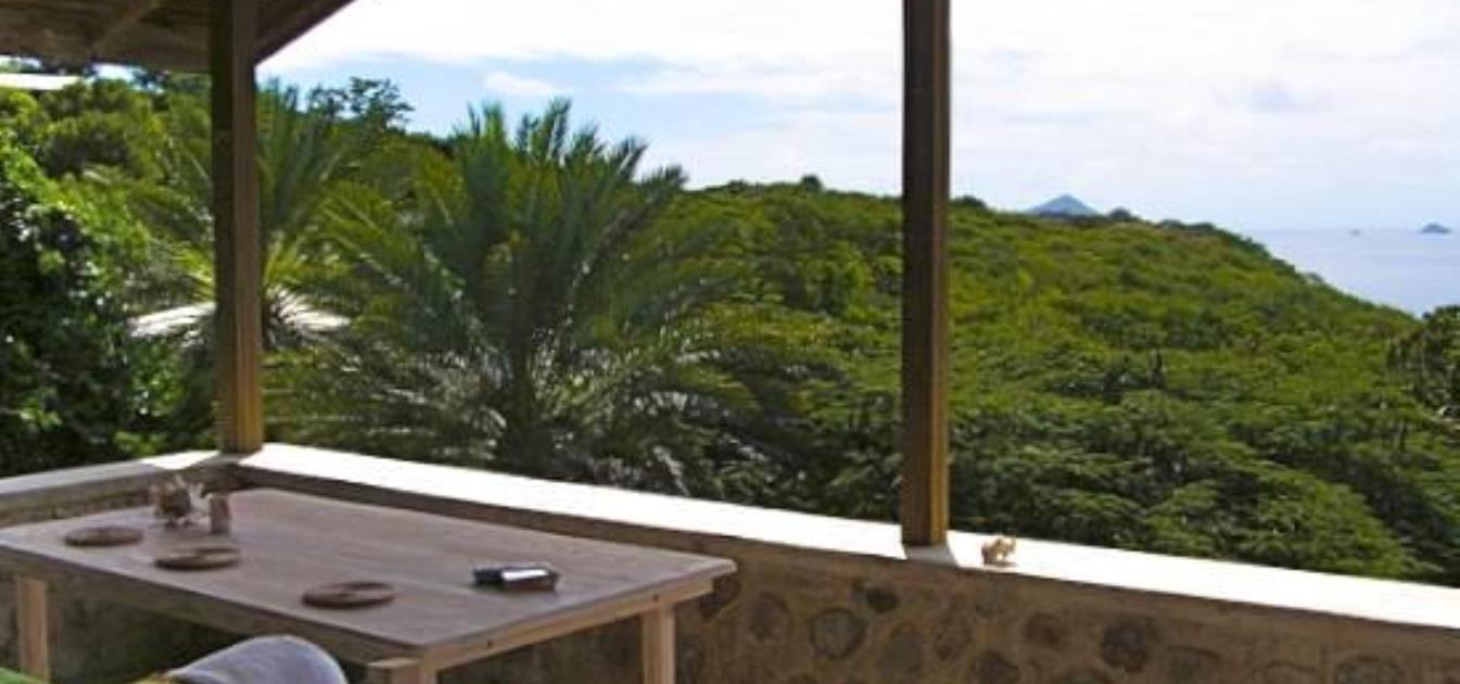 vacation-rentals/st-vincent-and-the-grenadines/union-island/clifton/caribbean-stone-cottage