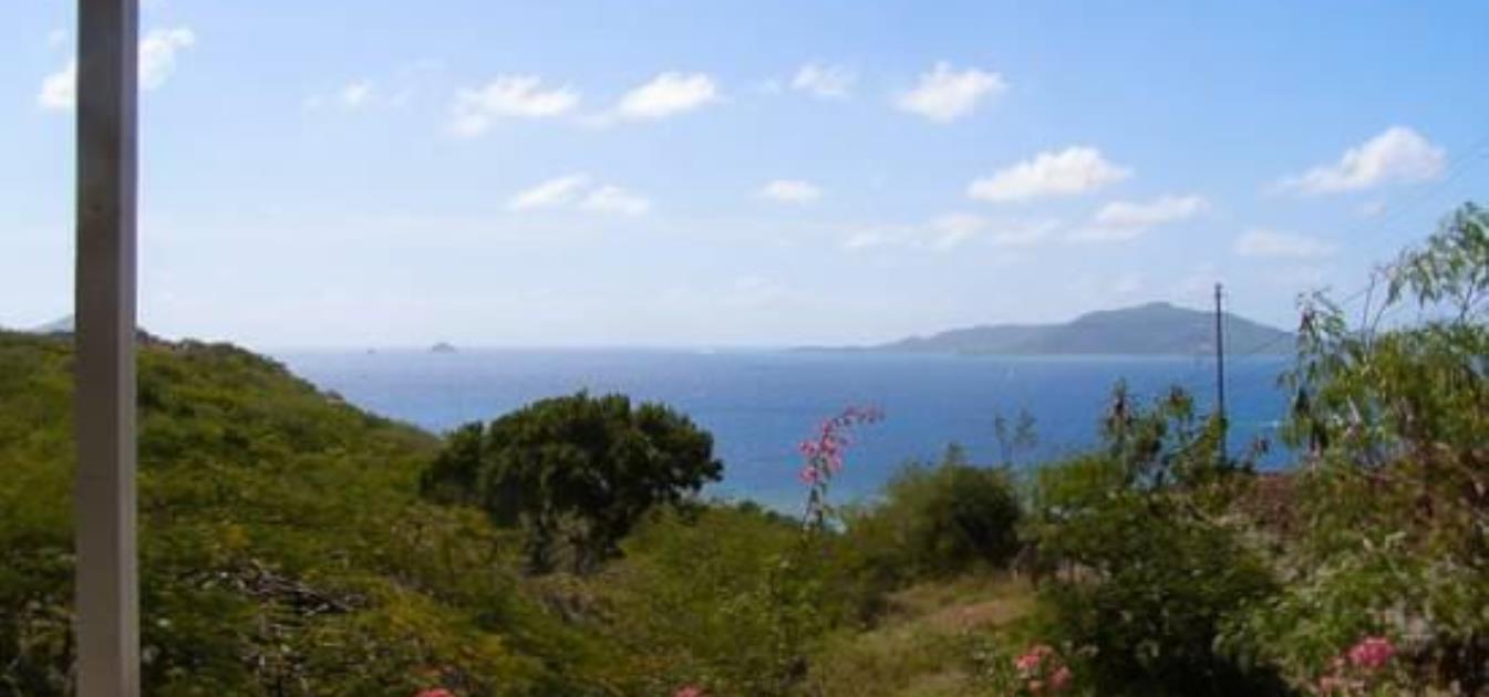 vacation-rentals/st-vincent-and-the-grenadines/union-island/clifton/caribbean-stone-cottage