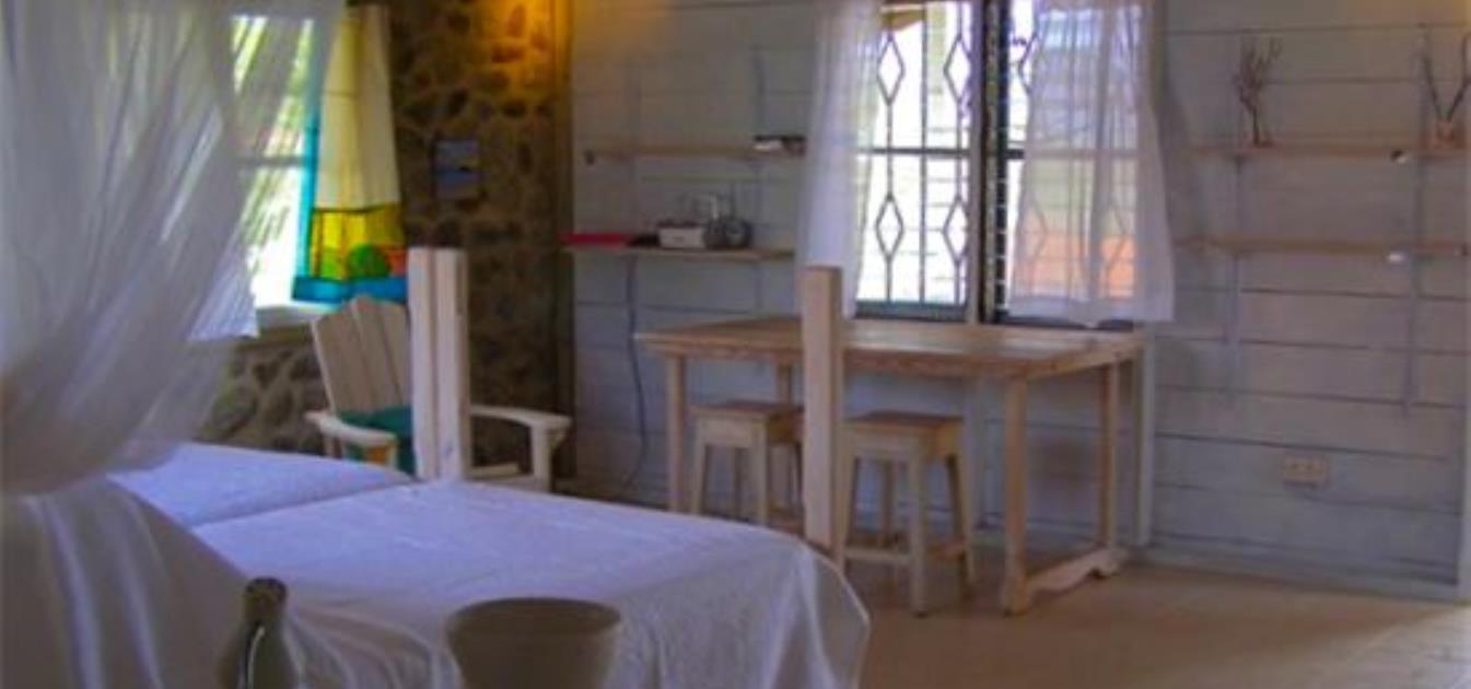 vacation-rentals/st-vincent-and-the-grenadines/union-island/clifton/caribbean-stone-cottage