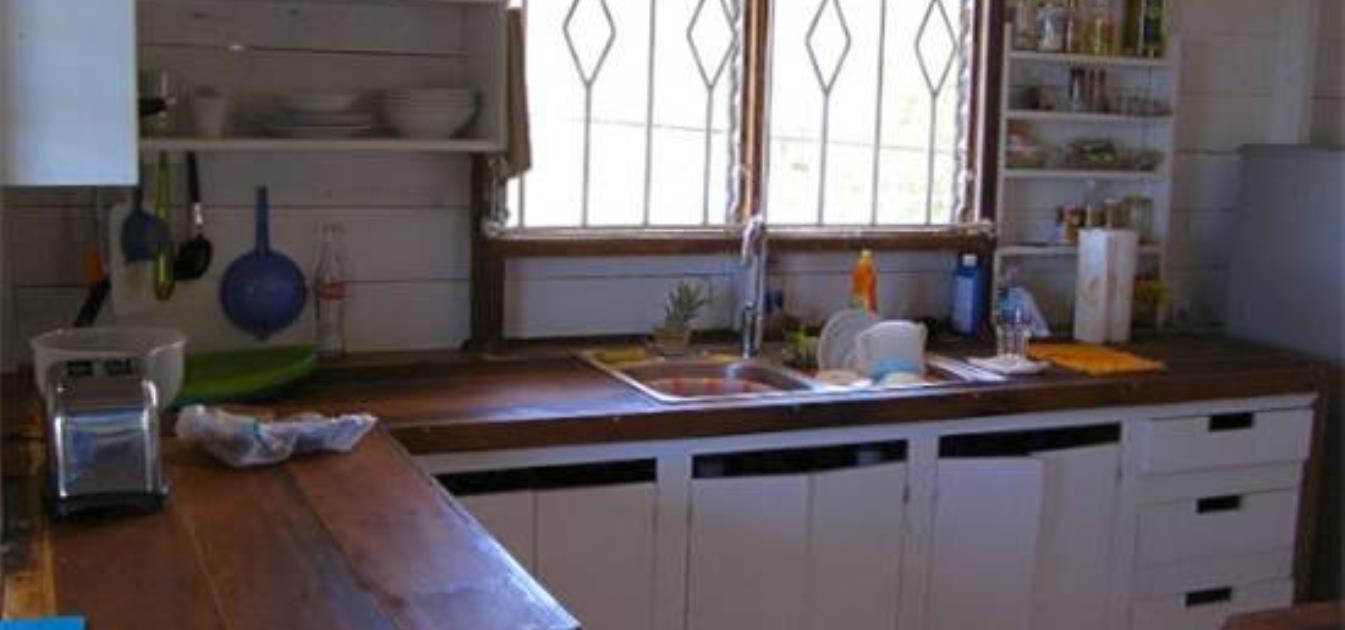 vacation-rentals/st-vincent-and-the-grenadines/union-island/clifton/caribbean-stone-cottage