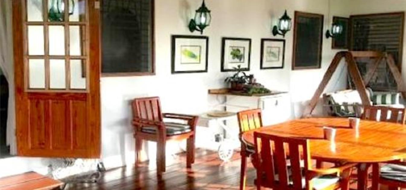 Casa Blanca House