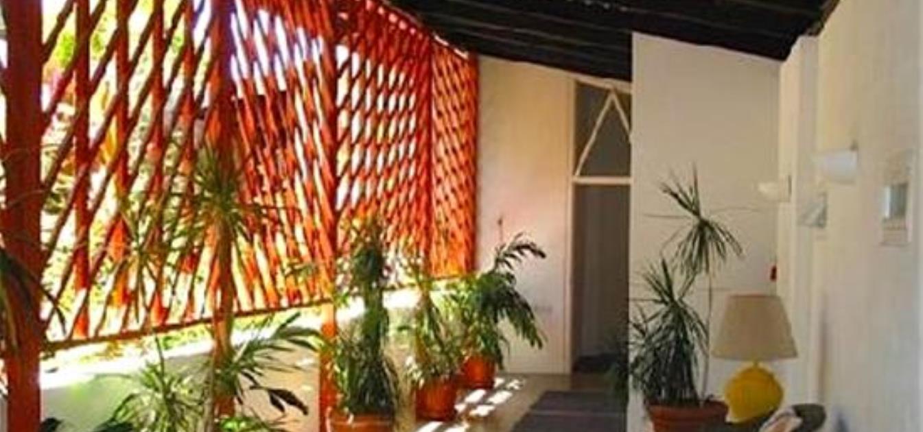 vacation-rentals/st-vincent-and-the-grenadines/st-vincent/india-and-villa-bay/breezeville-apartments