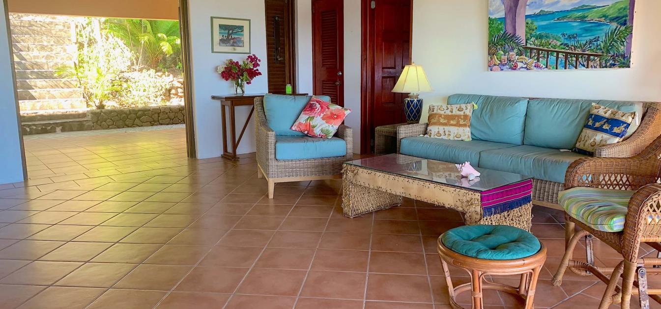vacation-rentals/st-vincent-and-the-grenadines/bequia/spring/spring-top-house