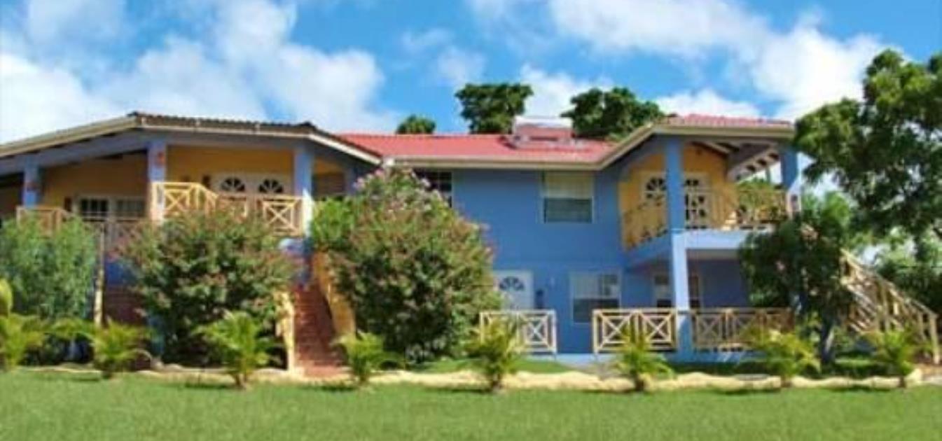 vacation-rentals/grenada/grenada-island/true-blue/blue-bay-style-rooms