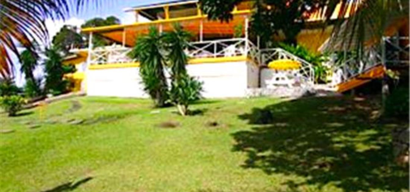 vacation-rentals/st-vincent-and-the-grenadines/st-vincent/blue-lagoon/barefoot-apartment-1-twin-bedroom